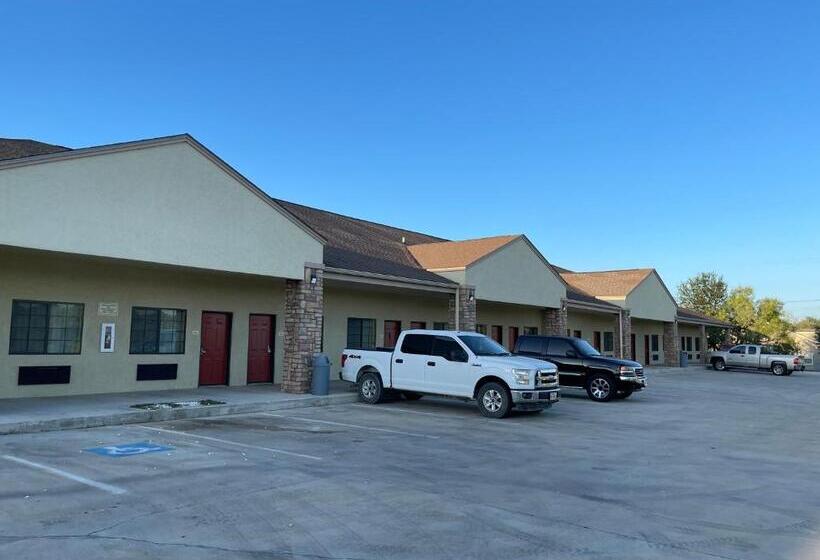 モーテル Sunbridge Inn And Suites