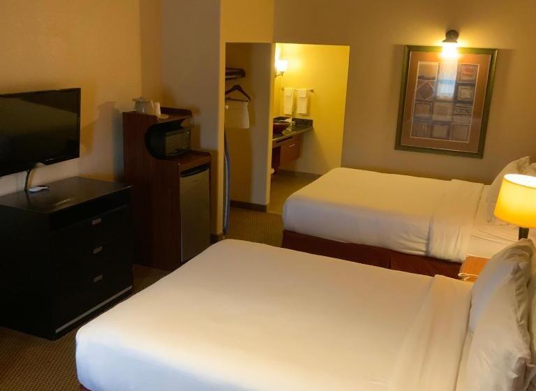 モーテル Sunbridge Inn And Suites