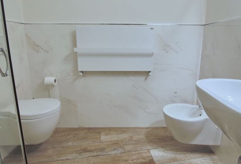 ペンション Affittacamere Brenna