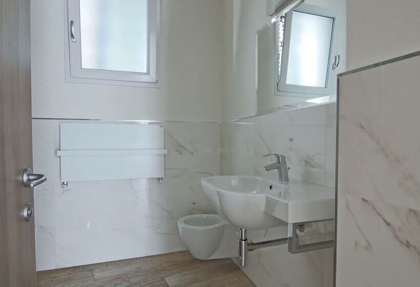 ペンション Affittacamere Brenna