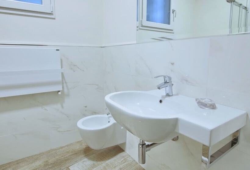 ペンション Affittacamere Brenna