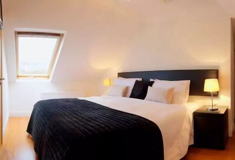 Majatalo Elephant Guest House