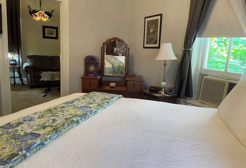 بنسيون Elmwood House