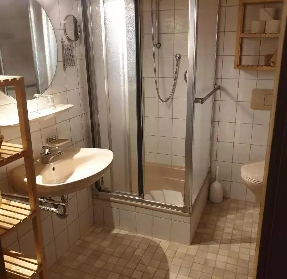 Majatalo Gästehaus Menkenbauer