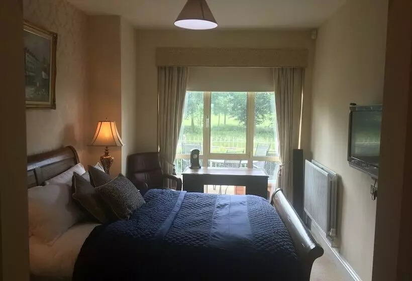 ペンション Sawgrass Guesthouse