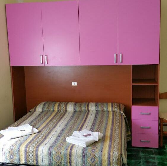 پانسیون Villa Lorena