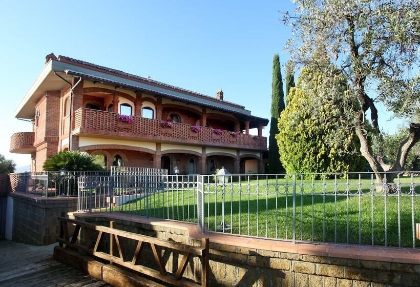 Резиденция Villa Poggio Chiaro