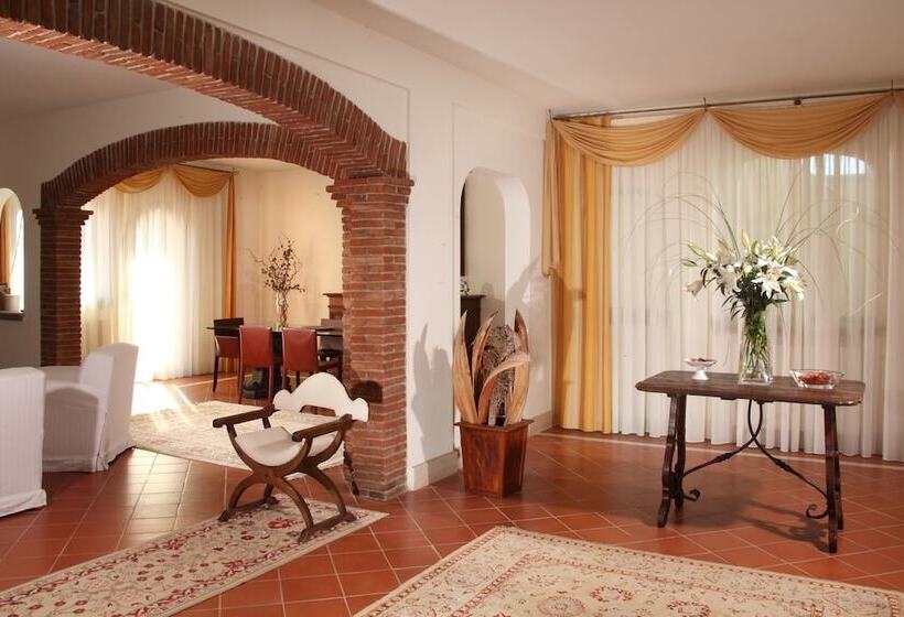 Резиденция Villa Poggio Chiaro