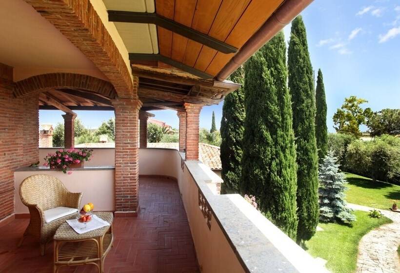 Резиденция Villa Poggio Chiaro