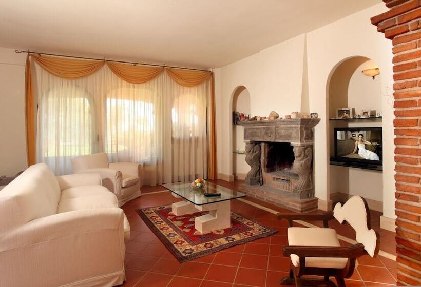 Резиденция Villa Poggio Chiaro