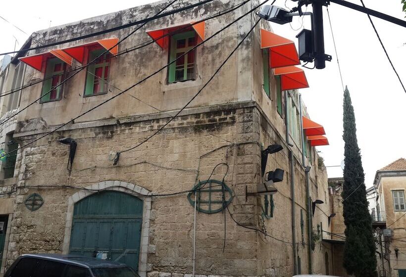 Simsim Guesthouse   Hostel