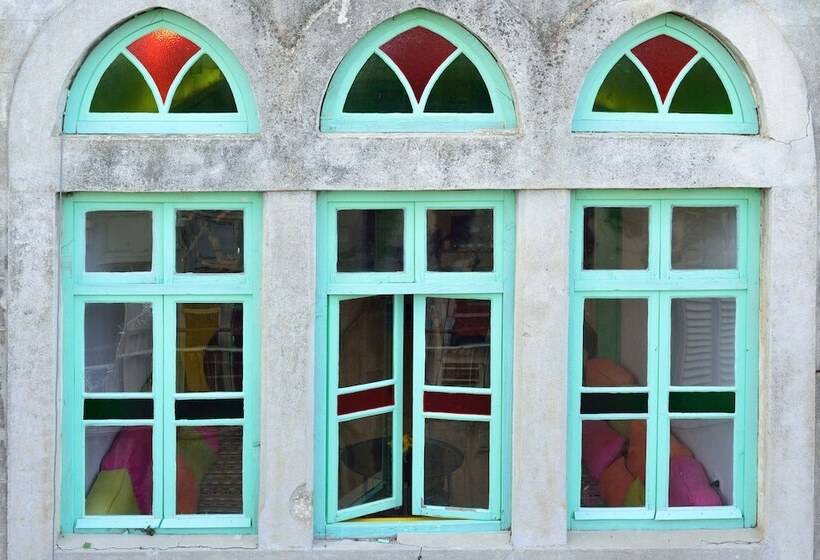 Simsim Guesthouse   Hostel