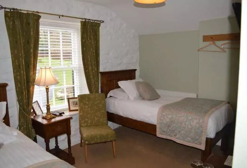 The Brigands Inn