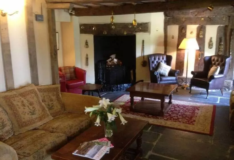 The Brigands Inn