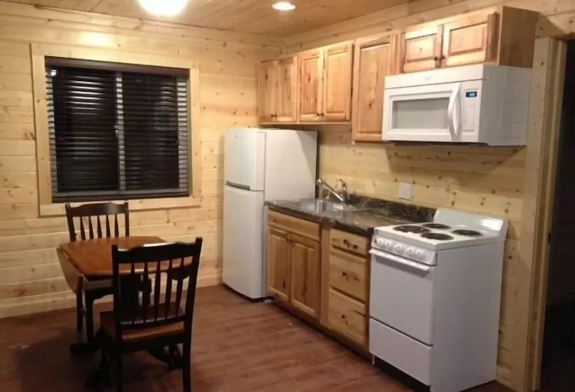 The Lodge At Van Hook