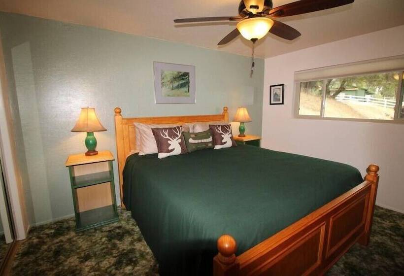 Yosemite Scenic Wonders   Bass Lake Area