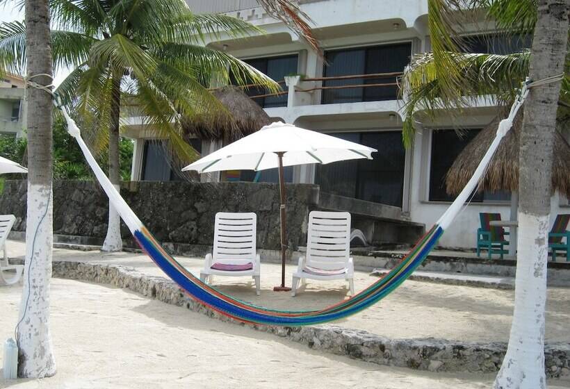 Condumel Condominiums