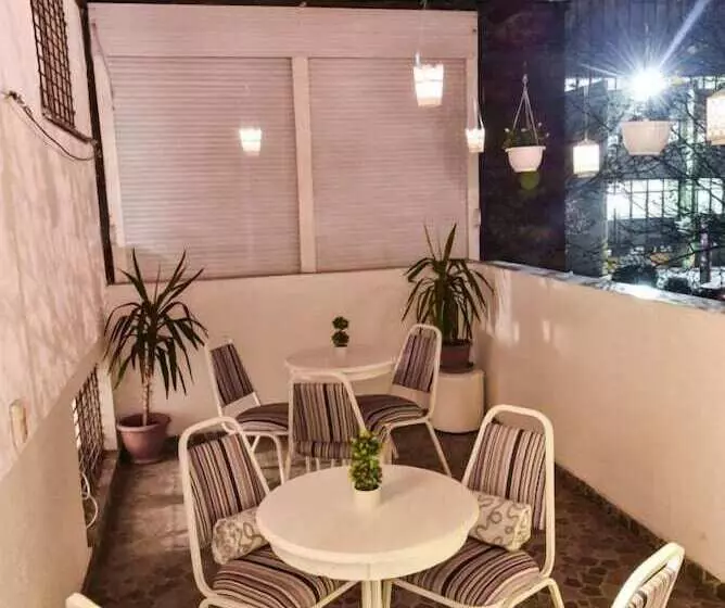 Get Inn Hostel Skopje