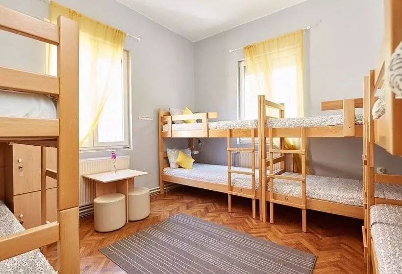 Get Inn Hostel Skopje