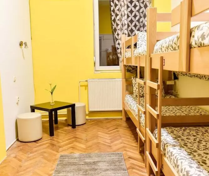 Get Inn Hostel Skopje