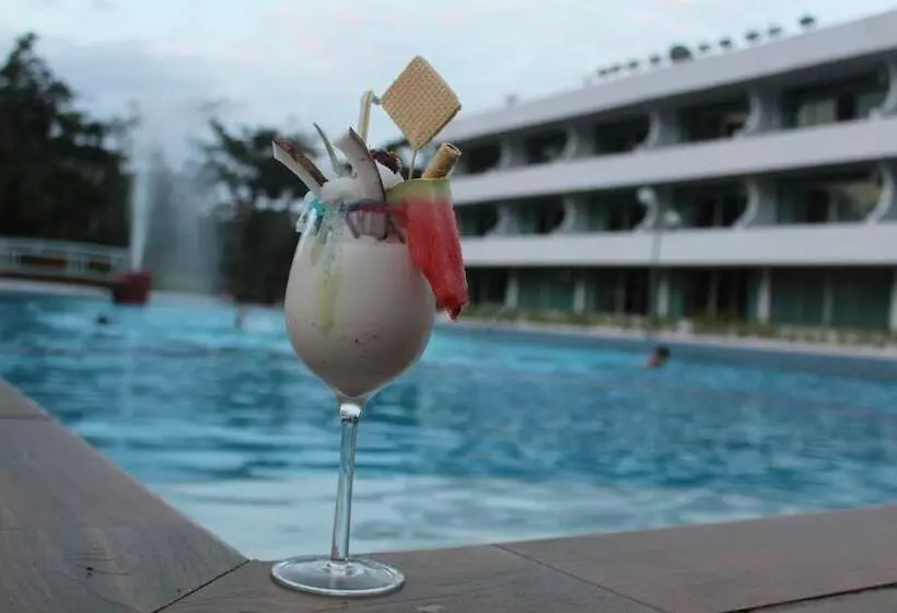 Hotelli Christian Resort