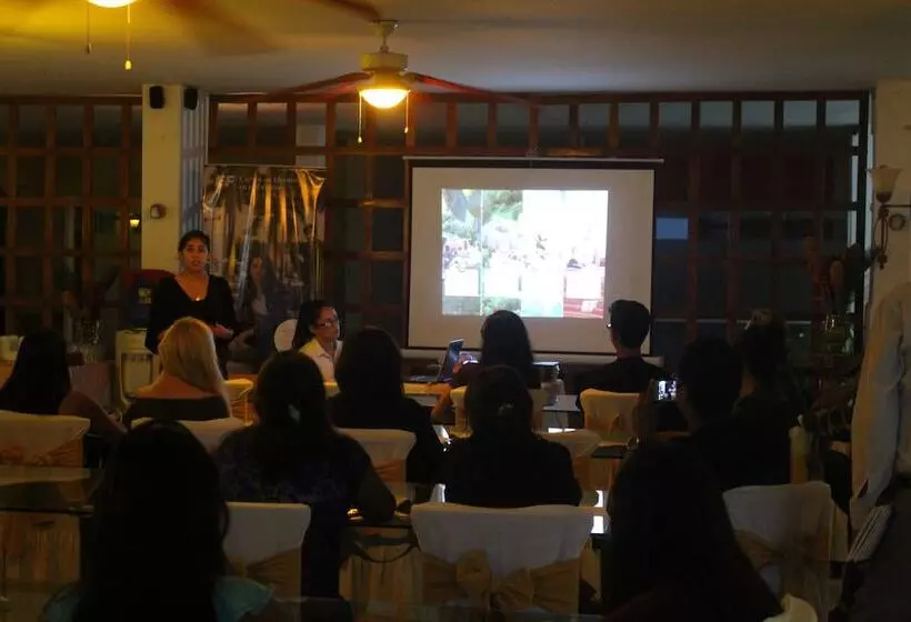 Hotelli Christian Resort