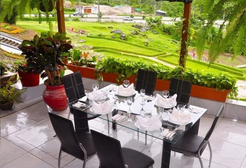 Hotel Christian Resort