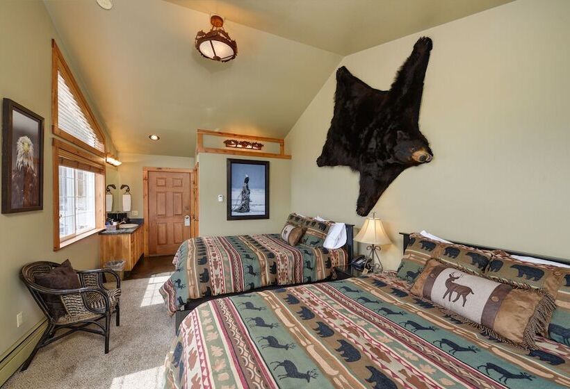 فندق Safari Lodge