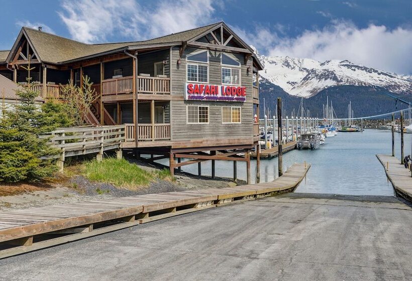 فندق Safari Lodge