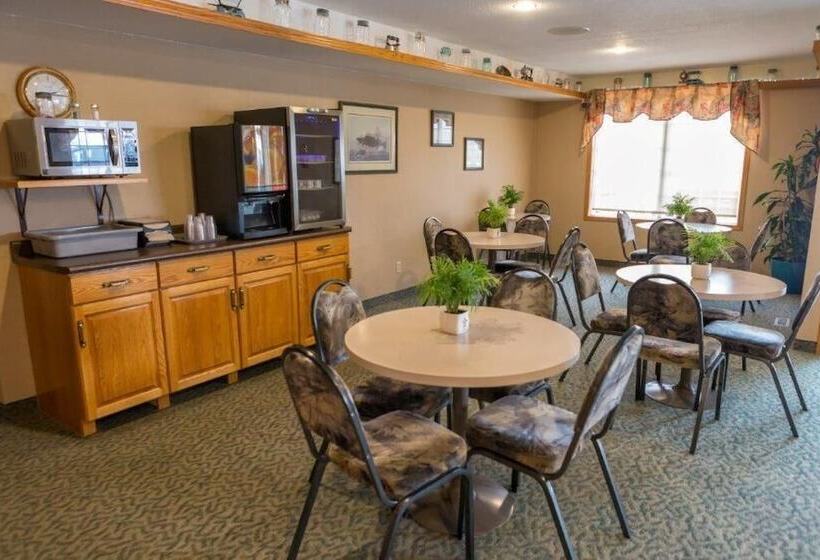 酒店 Woodland Inn Meadow Lake