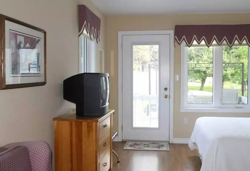 Mackenzie House B&b By Elevate Rooms
