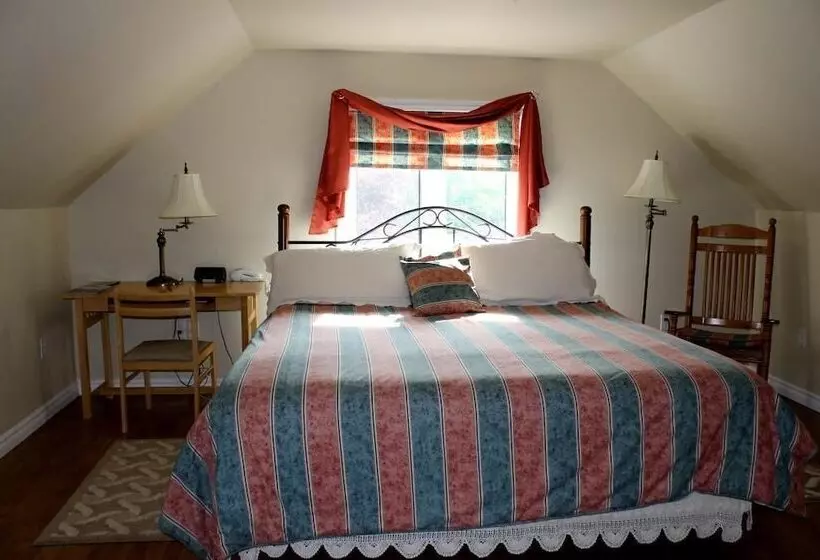 Mackenzie House B&b By Elevate Rooms