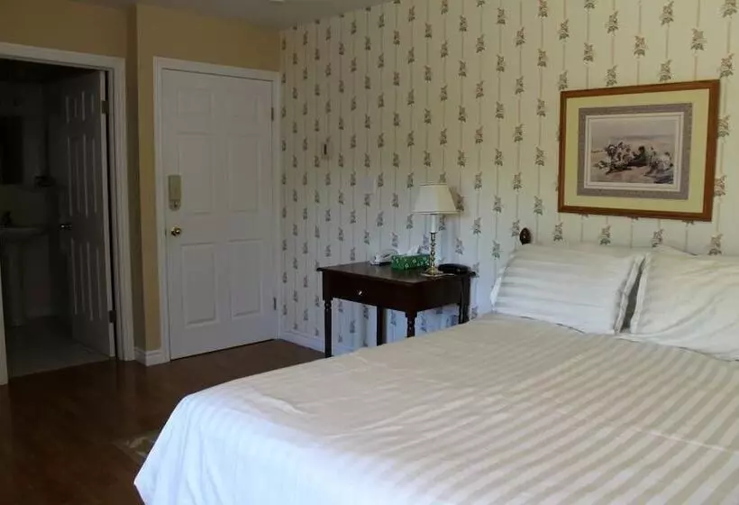 Mackenzie House B&b By Elevate Rooms