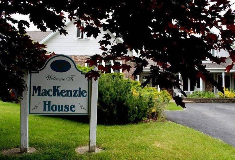 Mackenzie House B&b By Elevate Rooms