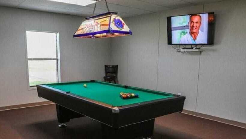 Мотель Cuero Oilfield Housing