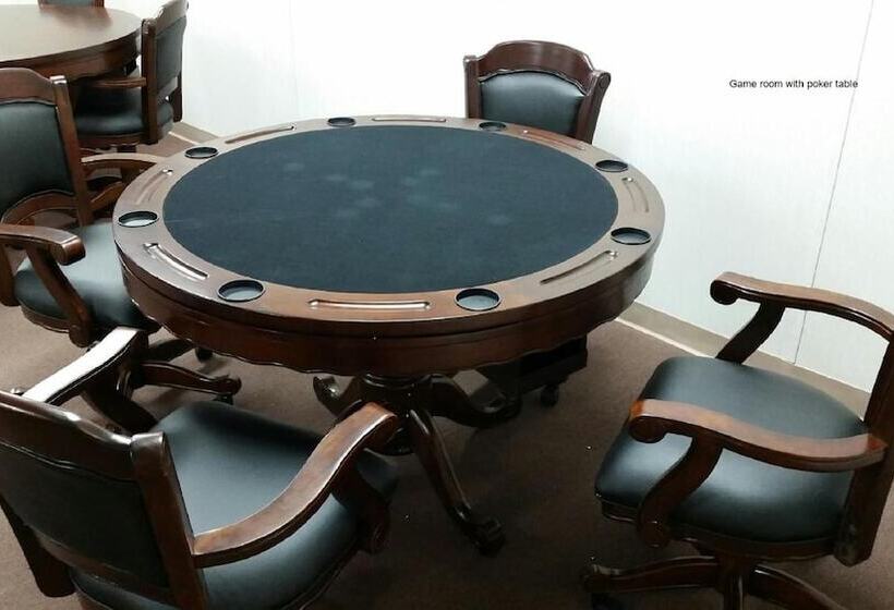 Мотель Cuero Oilfield Housing