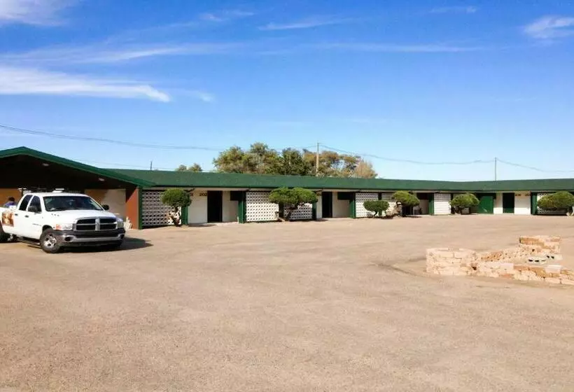 Motelli Hometown Inn Lakin