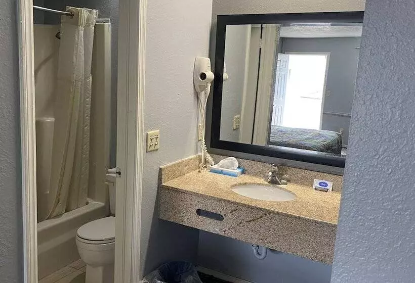 Motelli Wilshire Inn