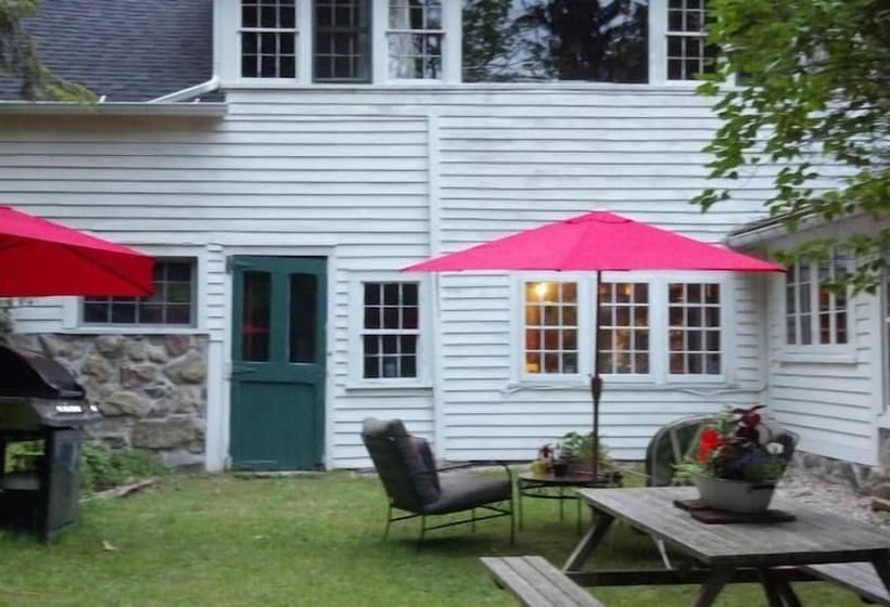 펜션 Chestnut Lodge