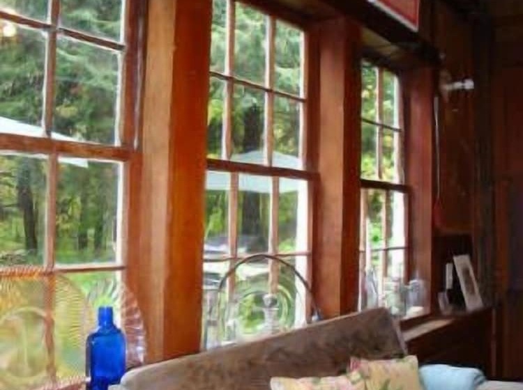 펜션 Chestnut Lodge