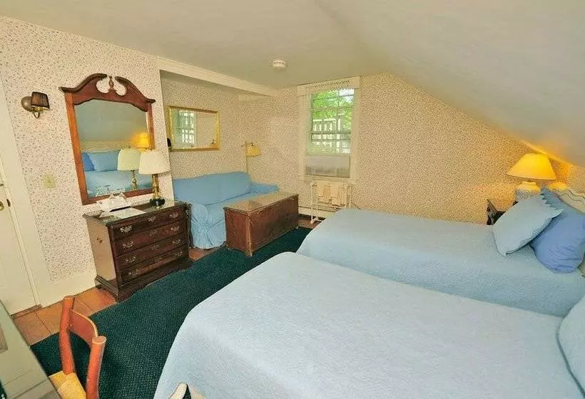 ペンション Languedoc Inn & 3 Hussey St Guest House