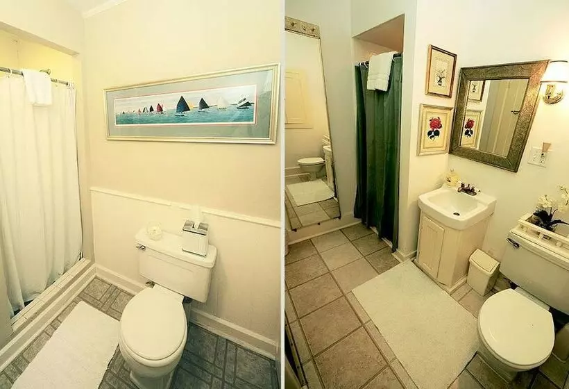 ペンション Languedoc Inn & 3 Hussey St Guest House