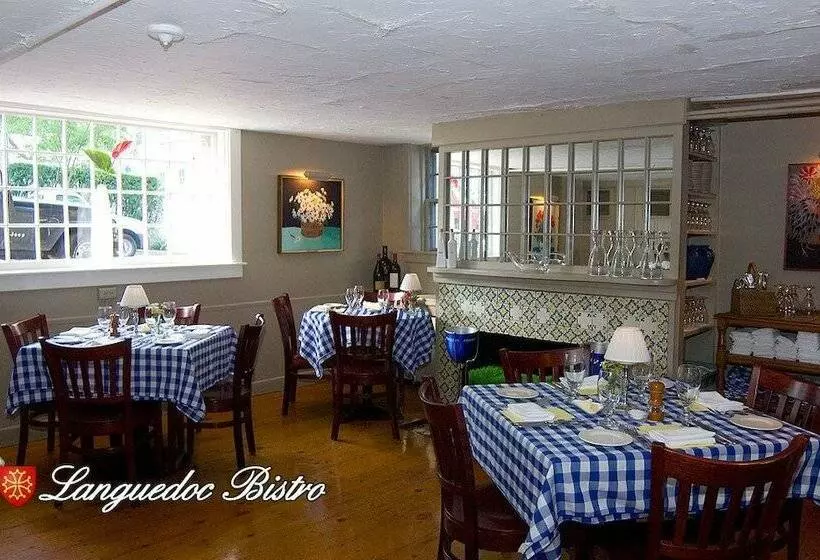 ペンション Languedoc Inn & 3 Hussey St Guest House