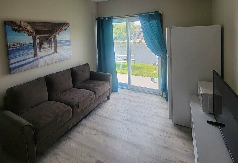 Riverside Motel And Marina Manistee