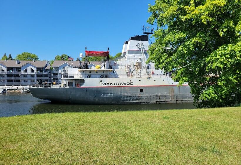 Riverside Motel And Marina Manistee