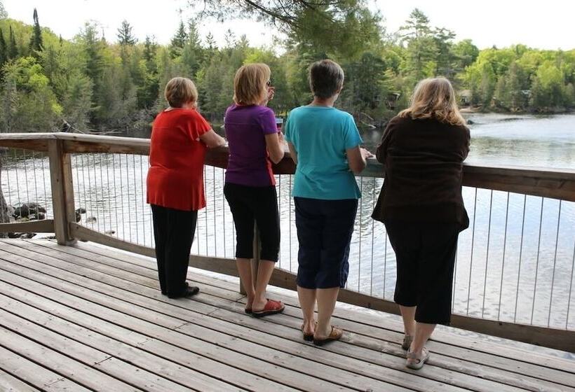 Sunny Rock B&b Haliburton