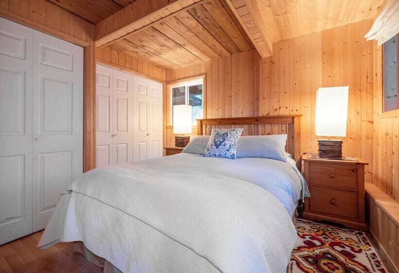 The Tree House Cottage