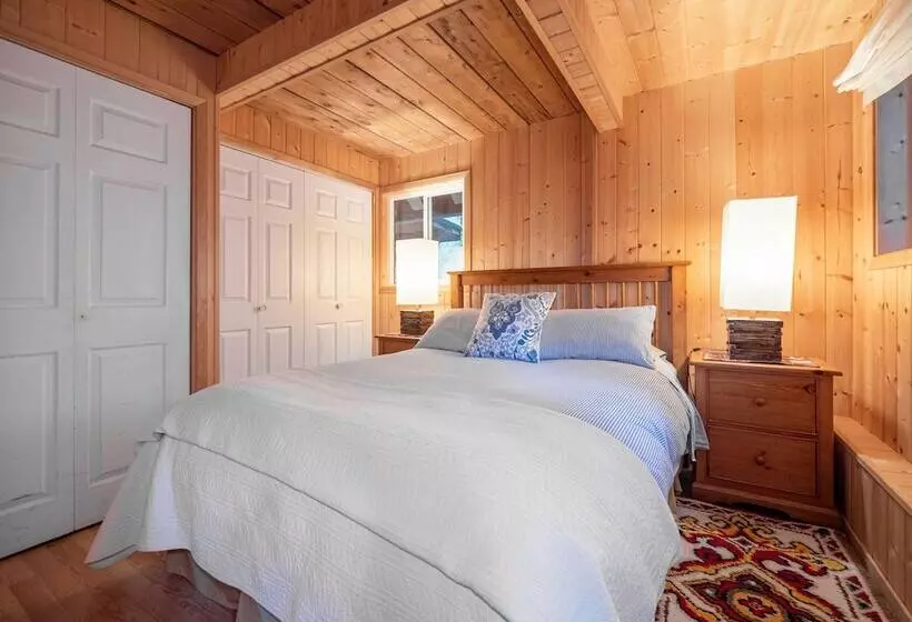 The Tree House Cottage