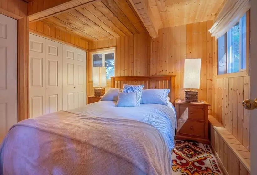 The Tree House Cottage