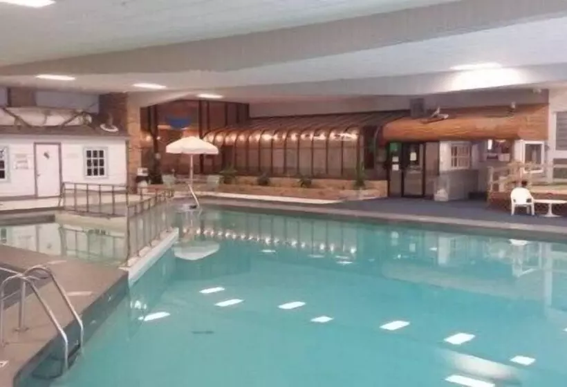 Village West Resort &